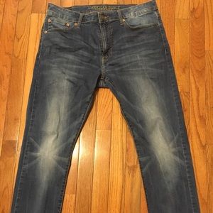 American Eagle 
Slim (extreme flex)